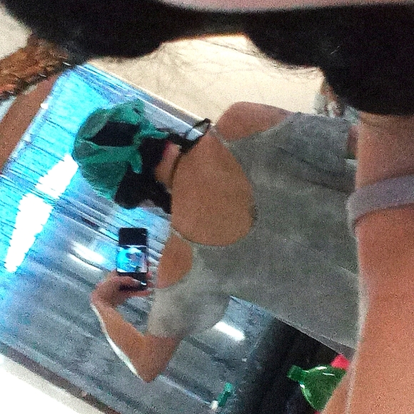 Blouse - Picture 2 of 2